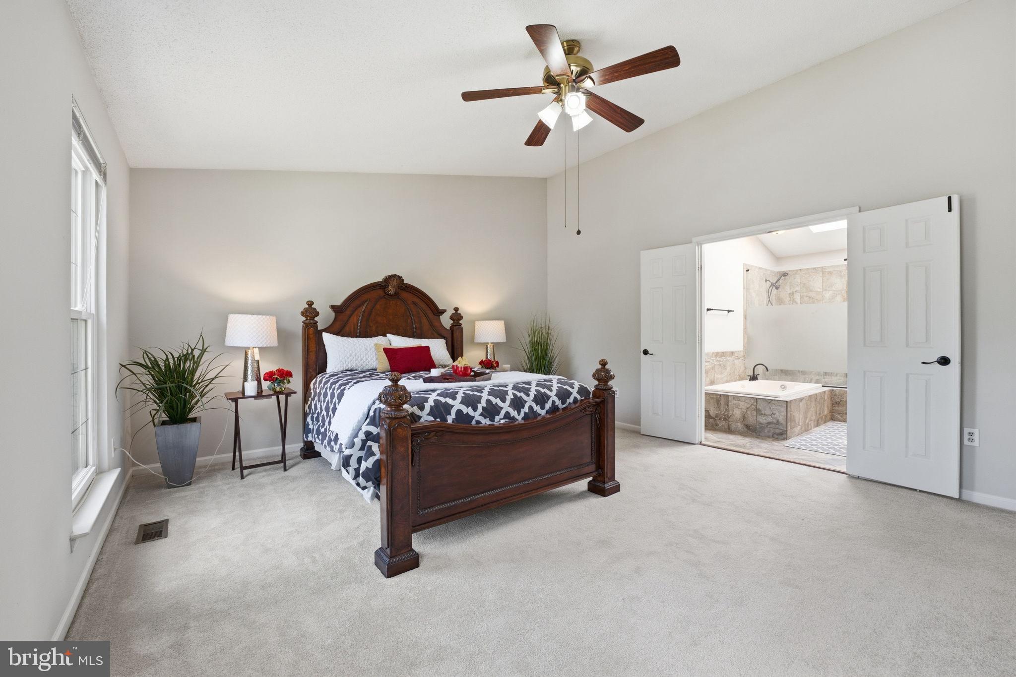 7010 Green Spring Lane Alexandria, VA 22306 - Photo 20 of 34