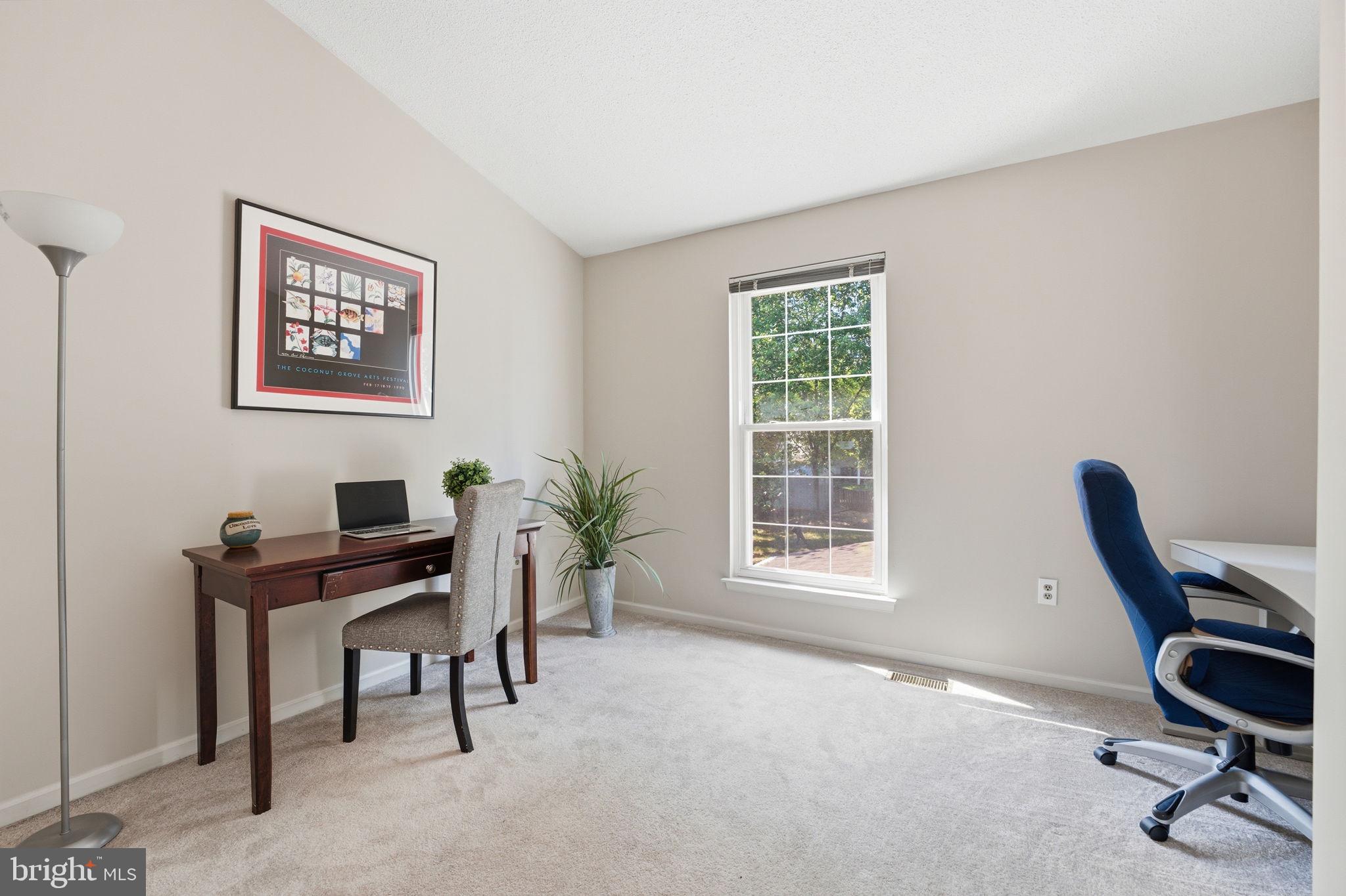 7010 Green Spring Lane Alexandria, VA 22306 - Photo 28 of 34
