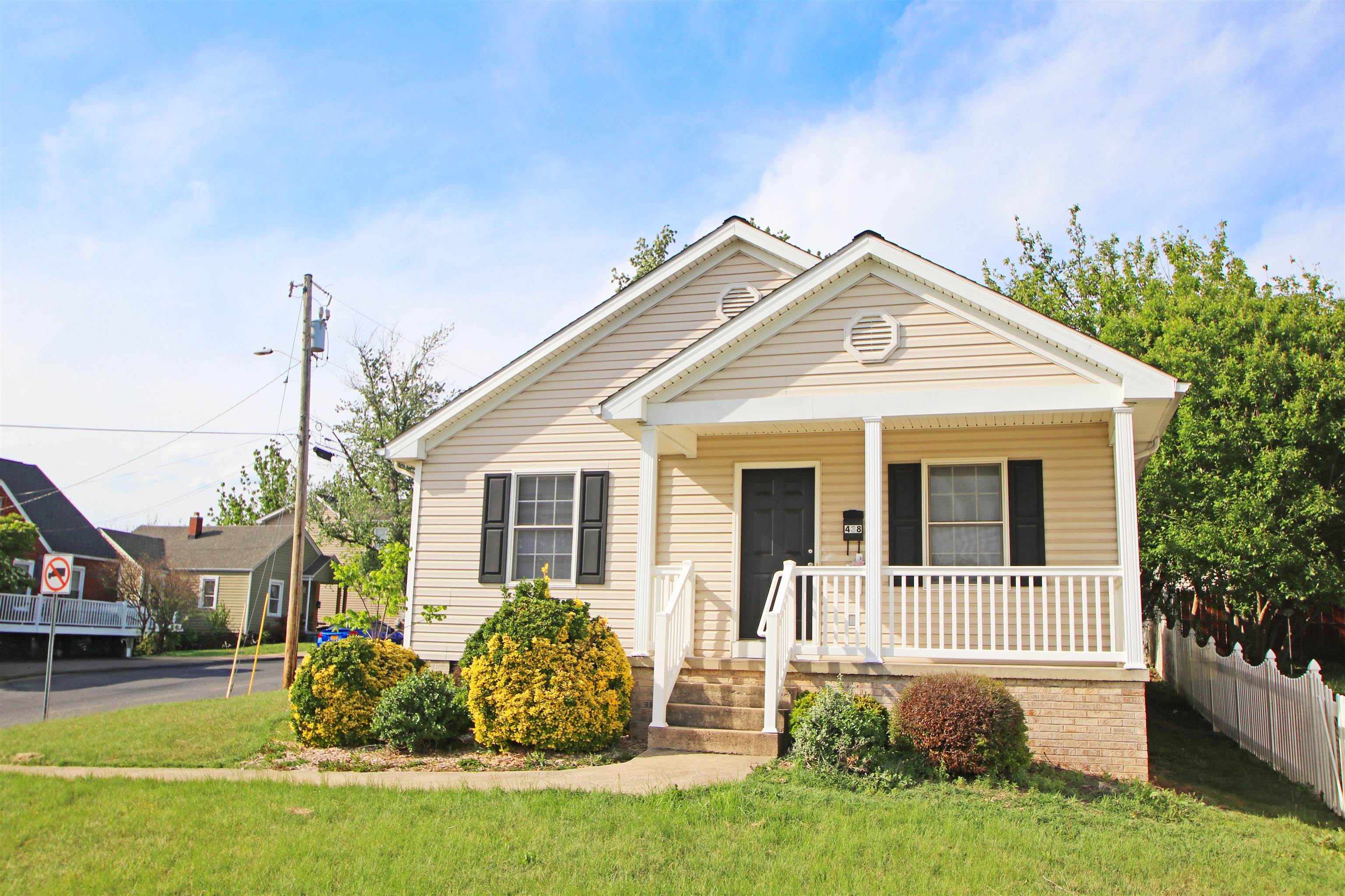 438 West Market Street Harrisonburg, VA 22802 - Photo 2 of 17