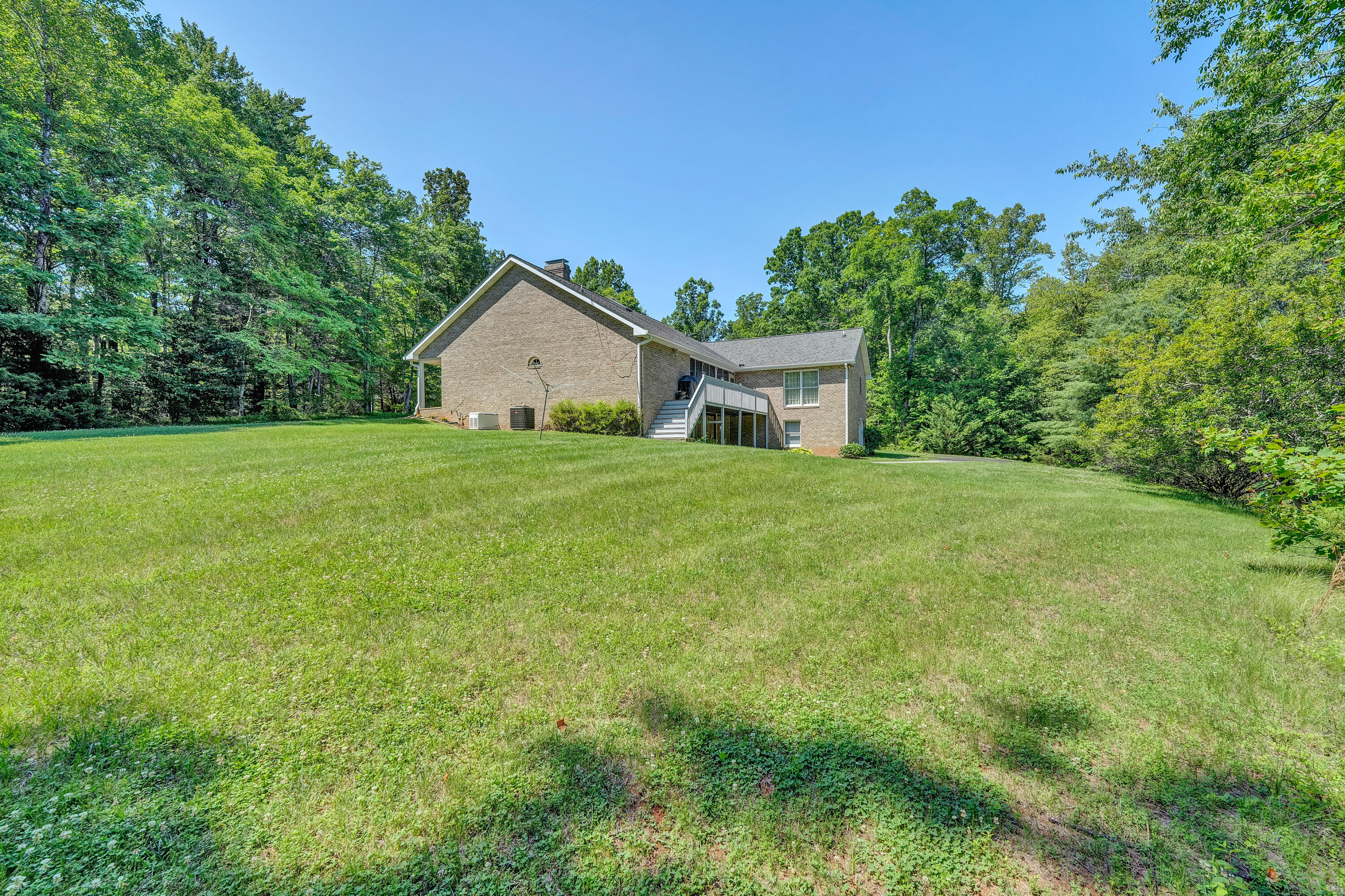 430 Watt Abbitt Road Appomattox, VA 24522 - Photo 33 of 41 34