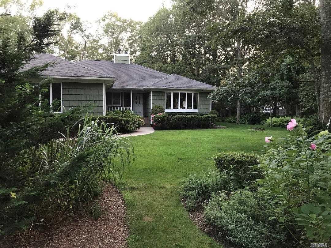 34 Jomar Road Shoreham, NY 11786 - Photo 1 of 20 front view