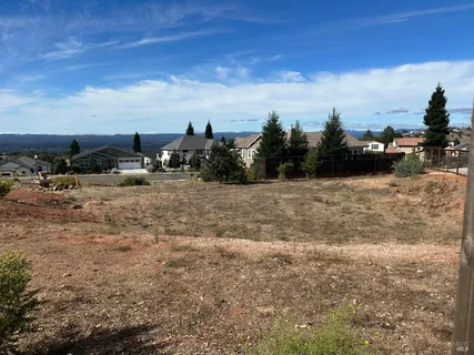 $319,000 | 3725 Stanhope Court, Santa Rosa, CA 95404