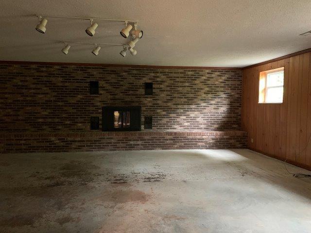 8041 Shannon Hills Road Corryton, TN 37721 - Photo 22 of 34 Rec room