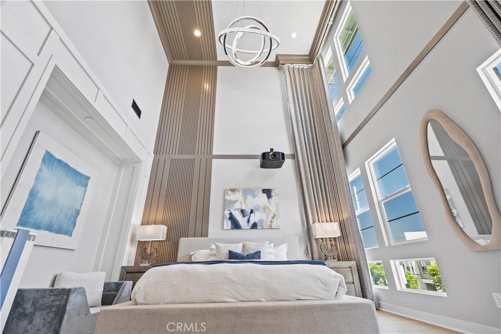 598 Alder Way Montebello, CA 90640 - Photo 21 of 56 a living room with furniture and a window