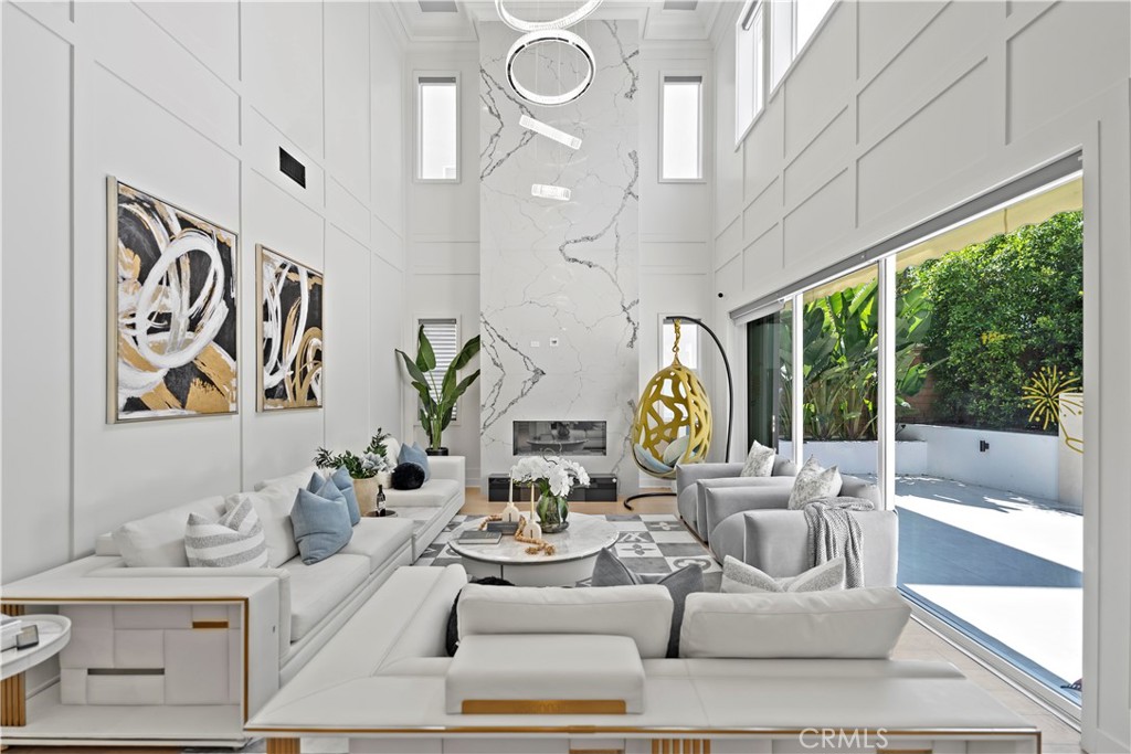 598 Alder Way Montebello, CA 90640 - Photo 6 of 56 a living room with furniture and large windows