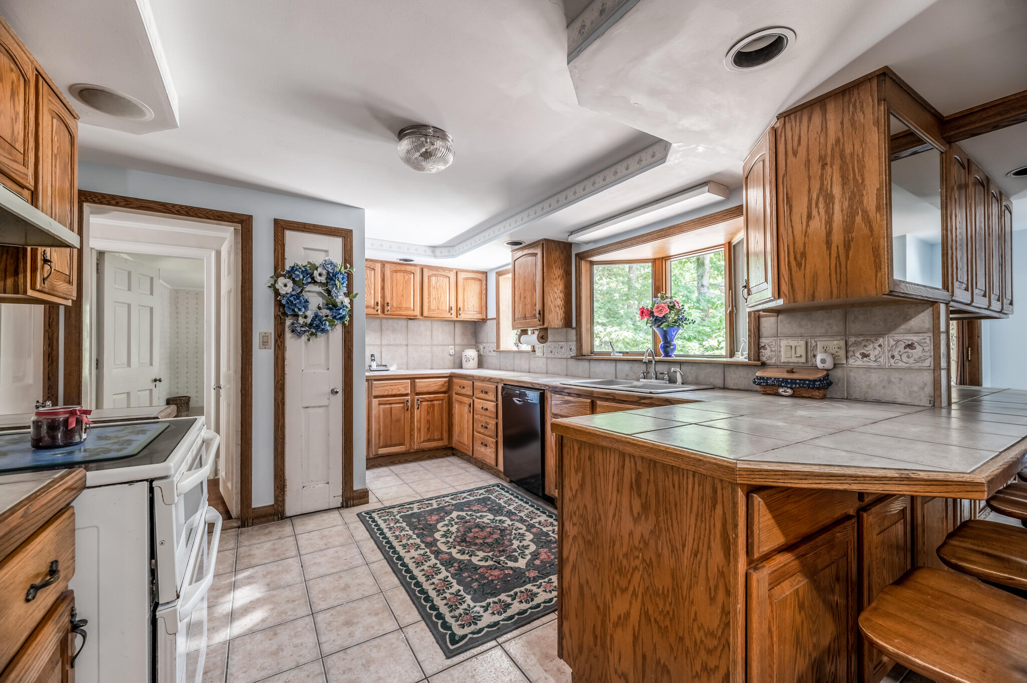 137 Milford Road Princeton, ME 04668 - Photo 29 of 100 Kitchen