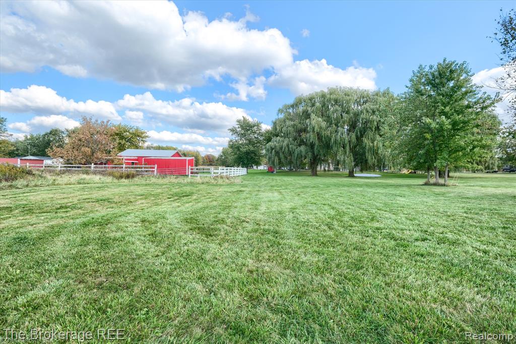 8171 North Linden Road Mount Morris, MI 48458 - Photo 14 of 62