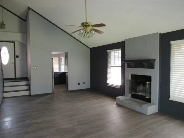 $229,900 | 109 Woody Ray Drive, Elm Mott, TX 76640