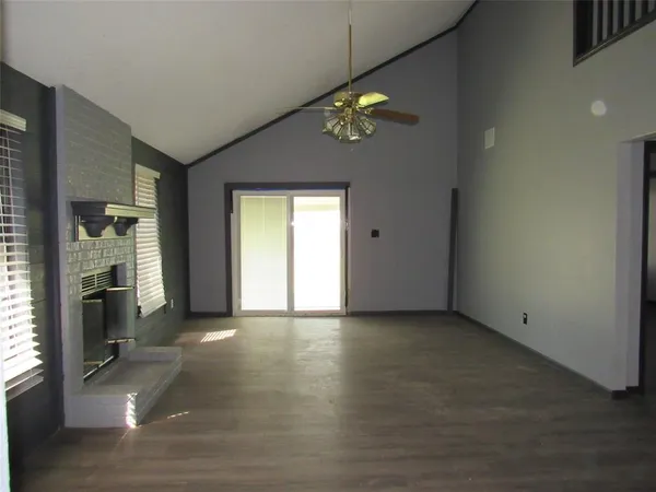 $229,900 | 109 Woody Ray Drive, Elm Mott, TX 76640