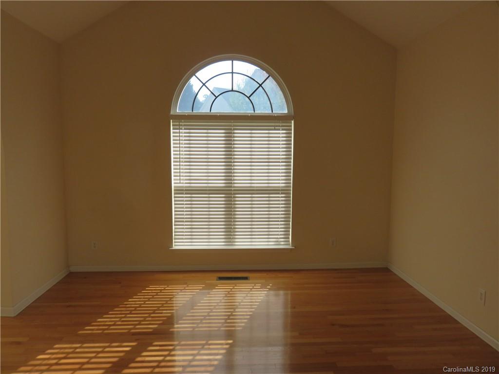 6524 Elfreda Road Charlotte, NC 28270 - Photo 2 of 16 Gallery Image 2