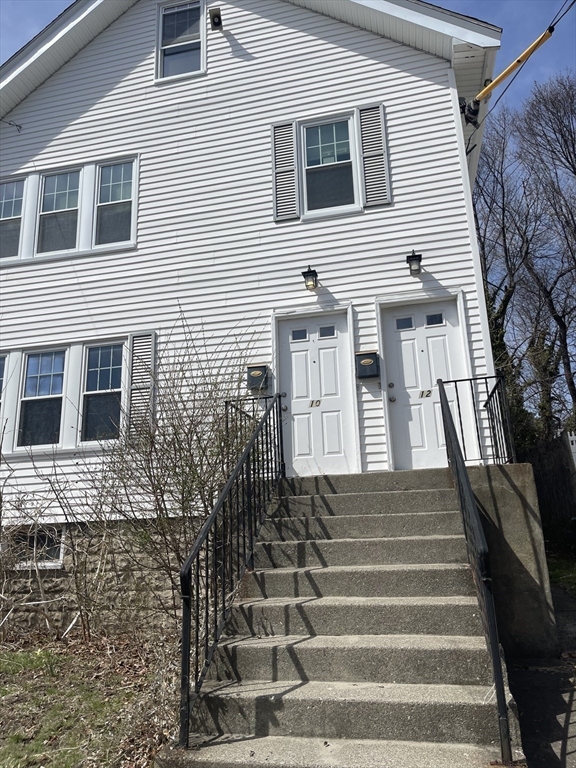 12 Amherst Road Watertown, MA 02472 - Photo 3 of 34