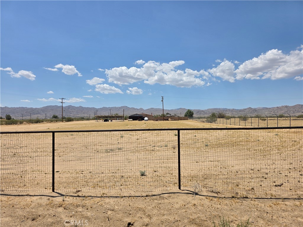 64845 Sun Oro Road Joshua Tree, CA 92252 - Photo 35 of 52