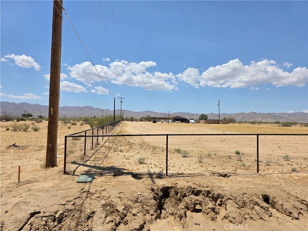 64845 Sun Oro Road Joshua Tree, CA 92252 - Photo 37 of 52