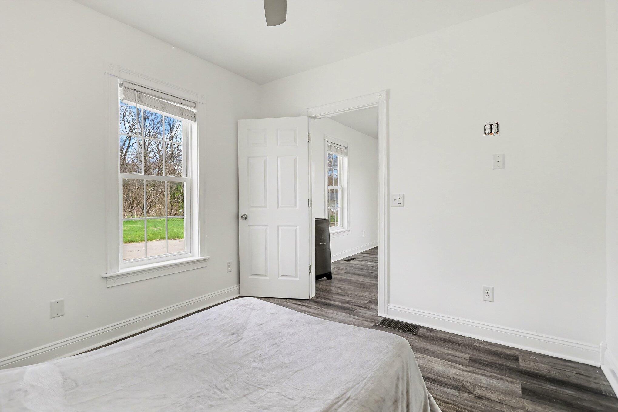 17801 20 Mile Road Marshall, MI 49068 - Photo 15 of 35 016_file_8968