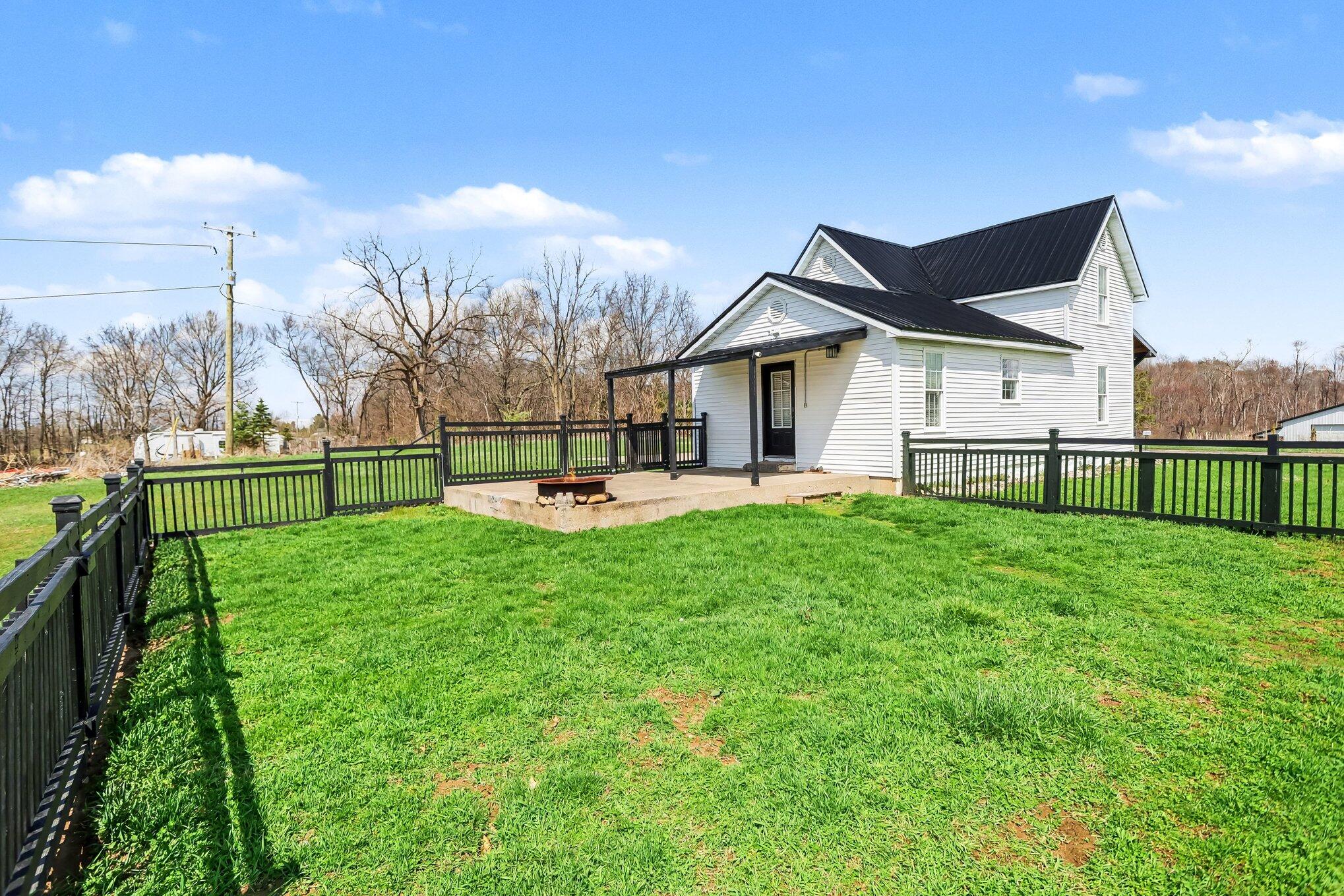 17801 20 Mile Road Marshall, MI 49068 - Photo 26 of 35 028_file_9427