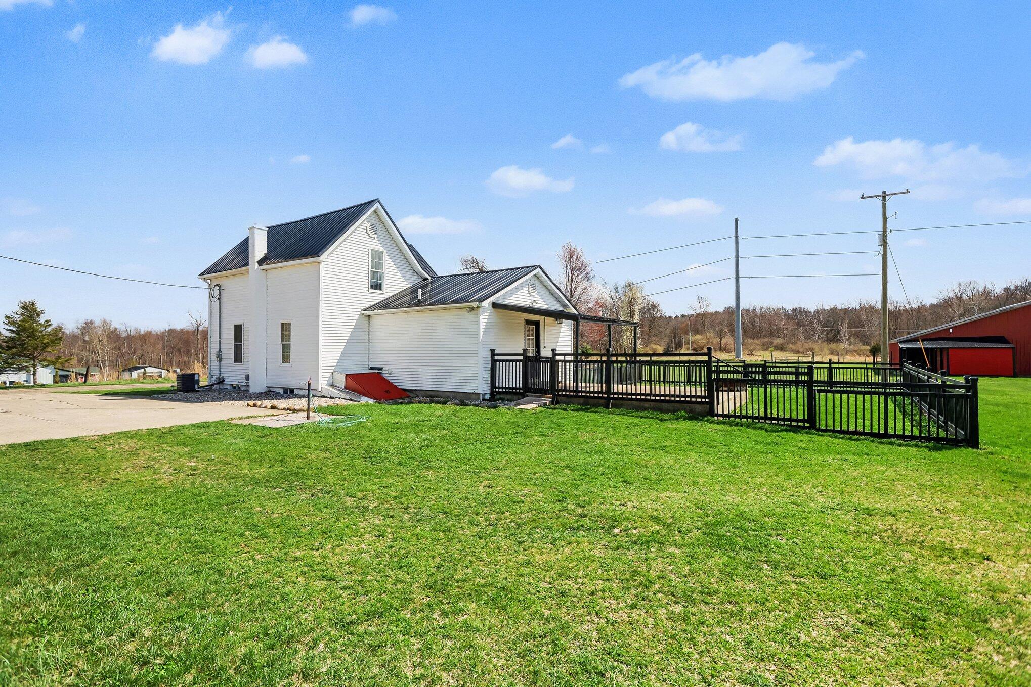 17801 20 Mile Road Marshall, MI 49068 - Photo 28 of 35 029_file_2214