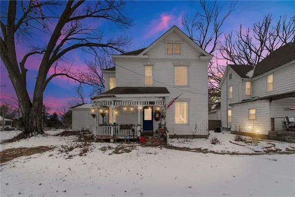 $149,000 | 413 South Orchard Street, Clinton, MO 64735