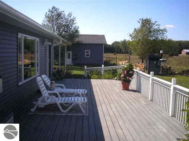 10244 West County Line Road Thompsonville, MI 49683 - Photo 17 of 25 1719873-16.JPG