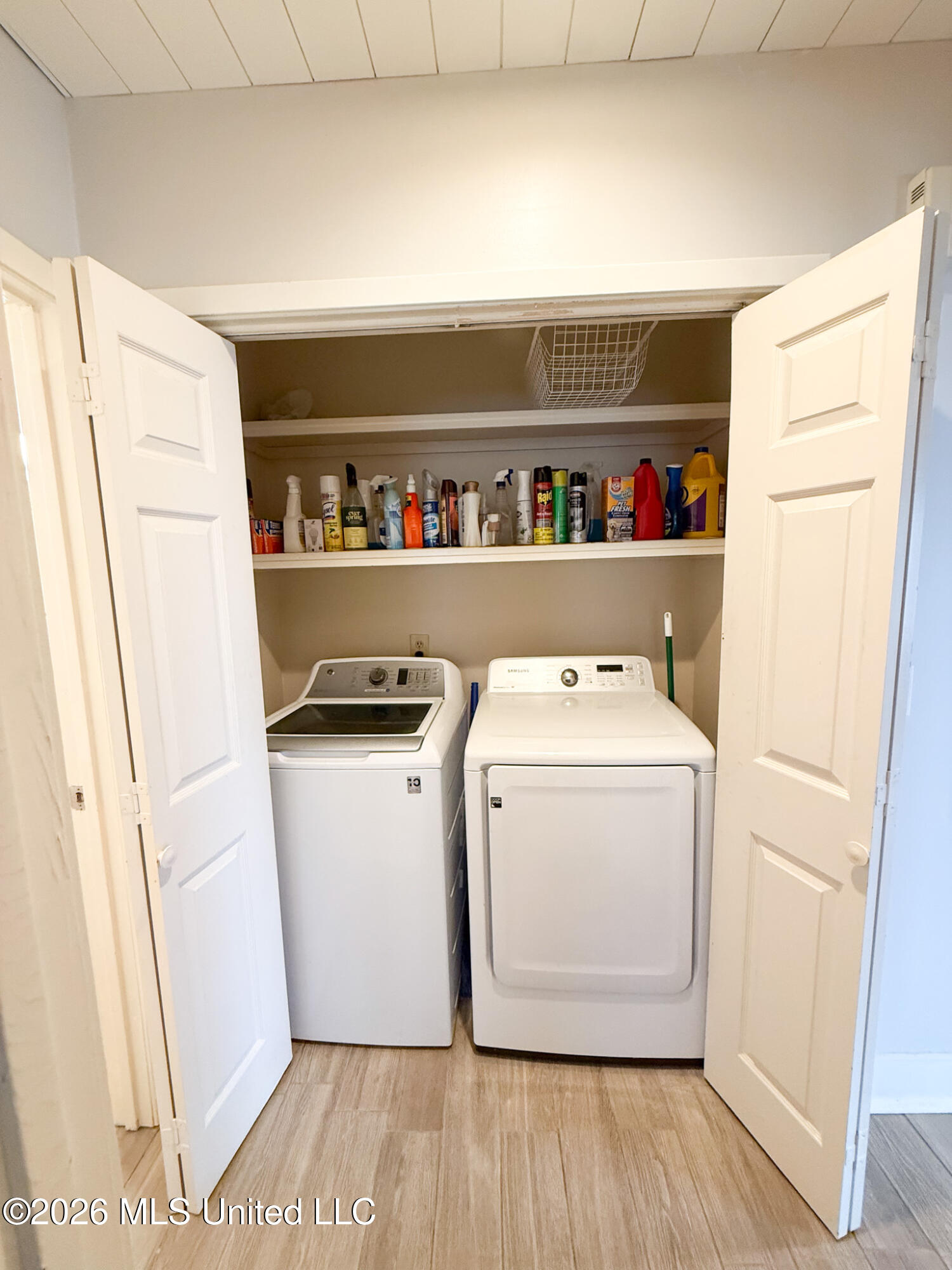 107 Lakepointe Drive Madison, MS 39110 - Photo 4 of 27 IMG_5071