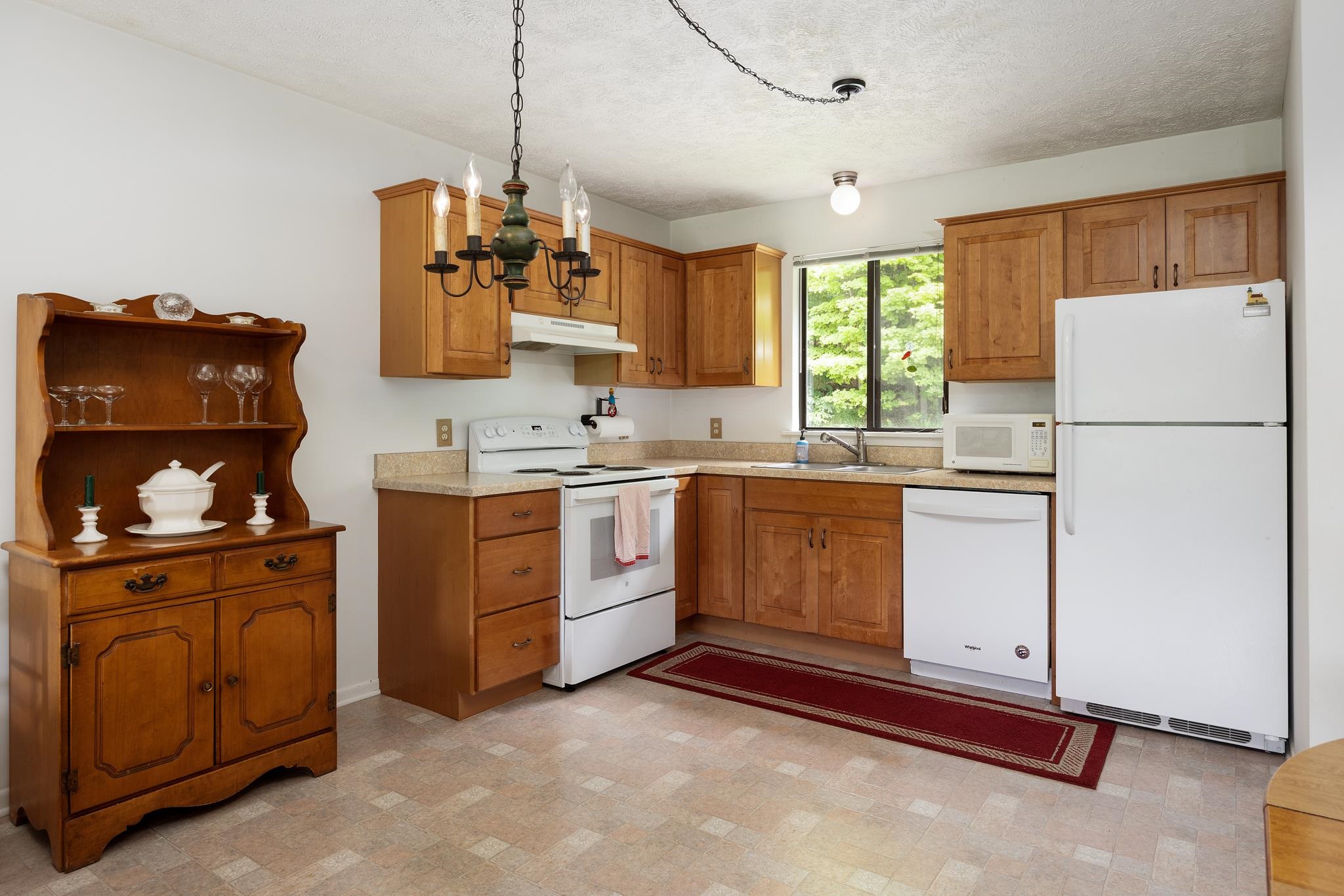 11255 East Fort Road, Unit E2 Suttons Bay, MI 49682 - Photo 18 of 49