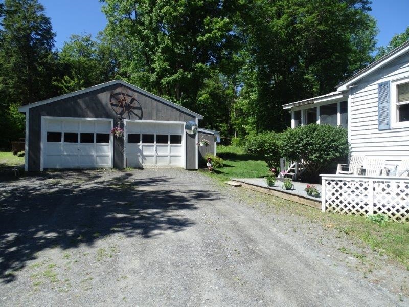 407 Kidder Road Bradford, VT 05033 - Photo 5 of 33
