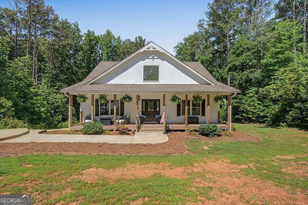 1381 Star Point Road Carrollton, GA 30116 - Photo 2 of 56