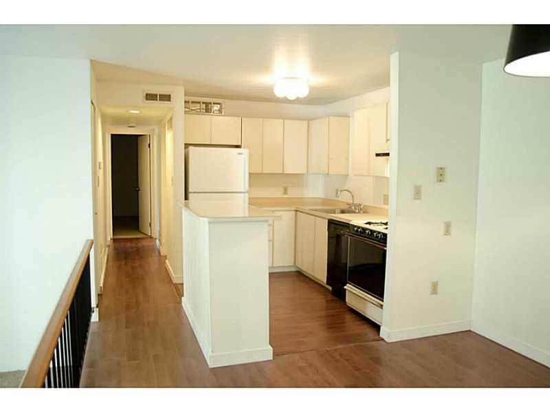 2101 Kenzie Road Pittsburgh, PA 15205 - Photo 6 of 13 Kitchen.