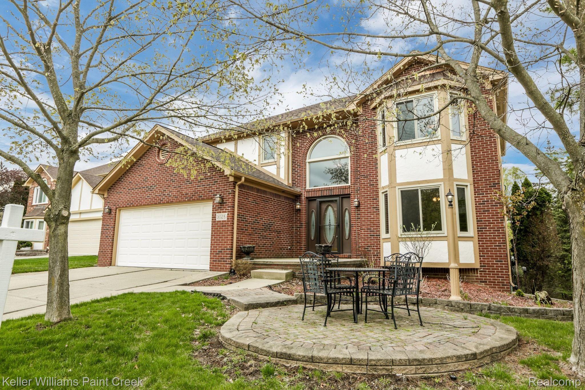 1028 River Mist Drive Rochester, MI 48307 - Photo 1 of 37 1028+River+Mist+Dr+Rochester-19-mls.jpg