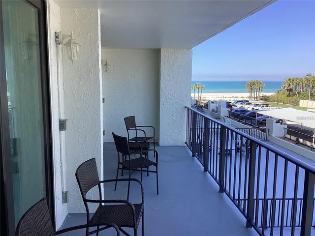 $3,250 | 1400 Gulf Boulevard, Unit 204, Clearwater Beach, FL 33767