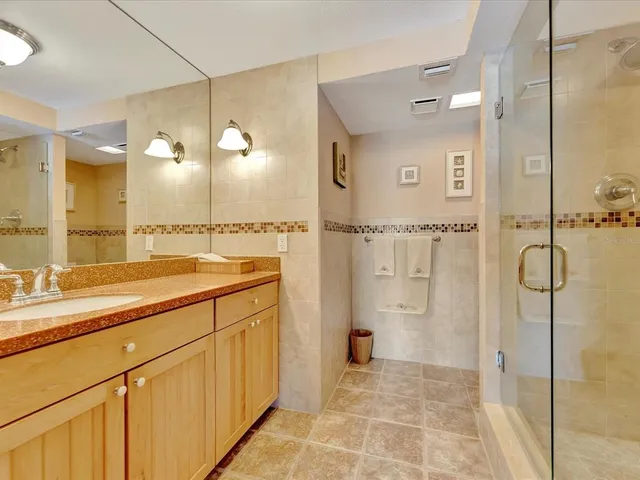 $3,250 | 1400 Gulf Boulevard, Unit 204, Clearwater Beach, FL 33767