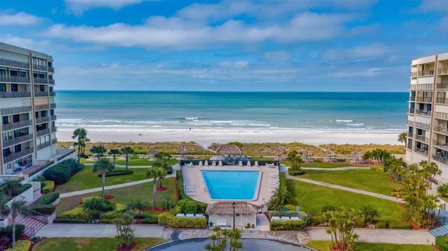 $3,250 | 1400 Gulf Boulevard, Unit 204, Clearwater Beach, FL 33767