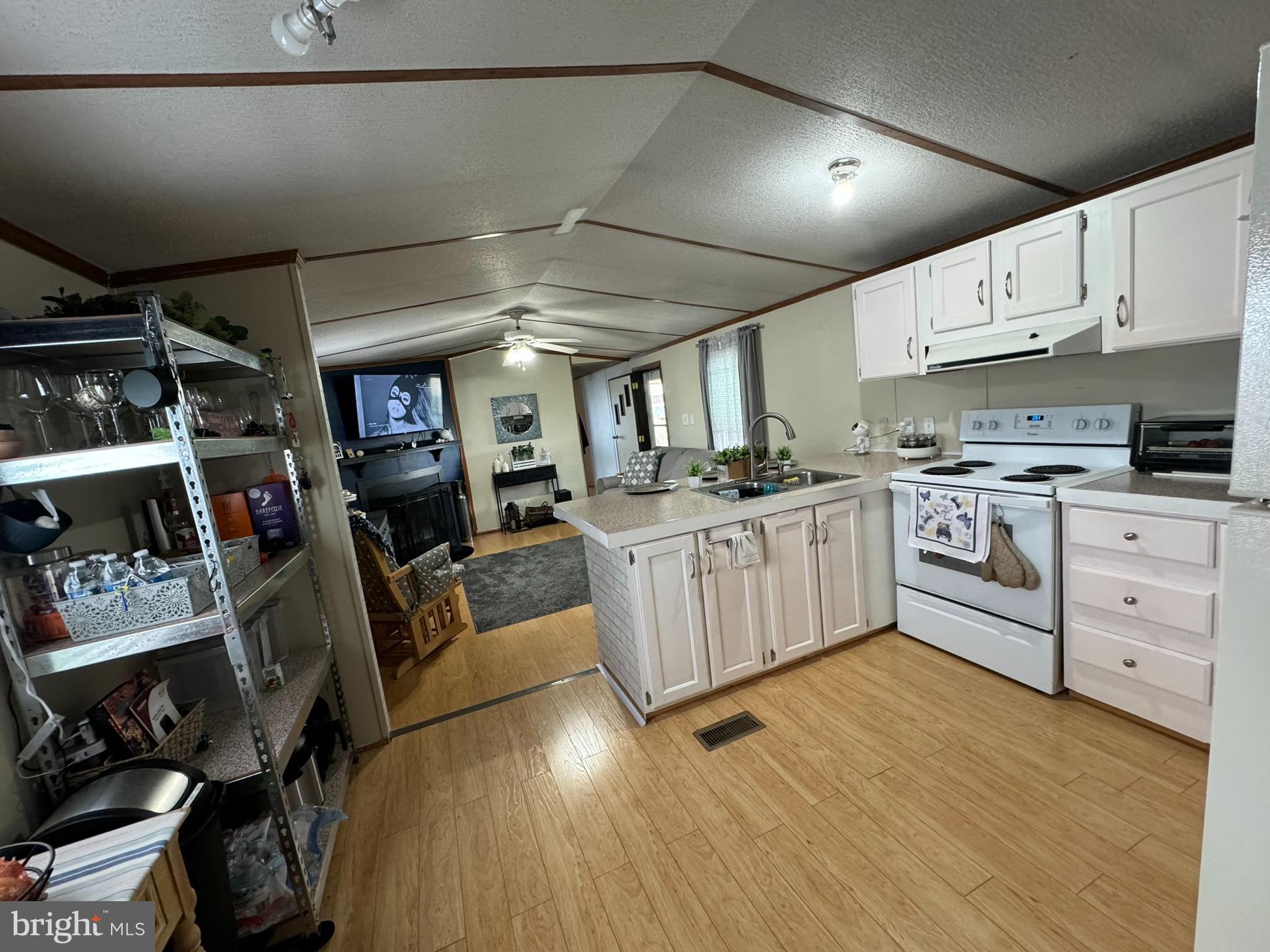 7 Country Club Road East Northampton, PA 18067 - Photo 5 of 20 Gallery Image 5