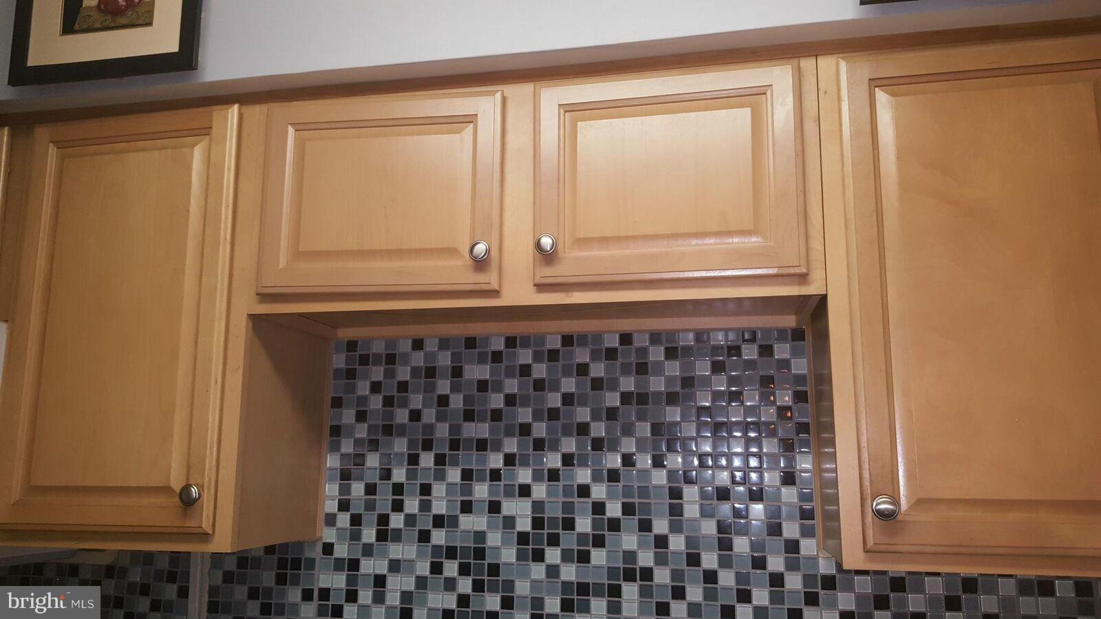 1622 Pentwood Road Baltimore, MD 21239 - Photo 5 of 10 Kitchen