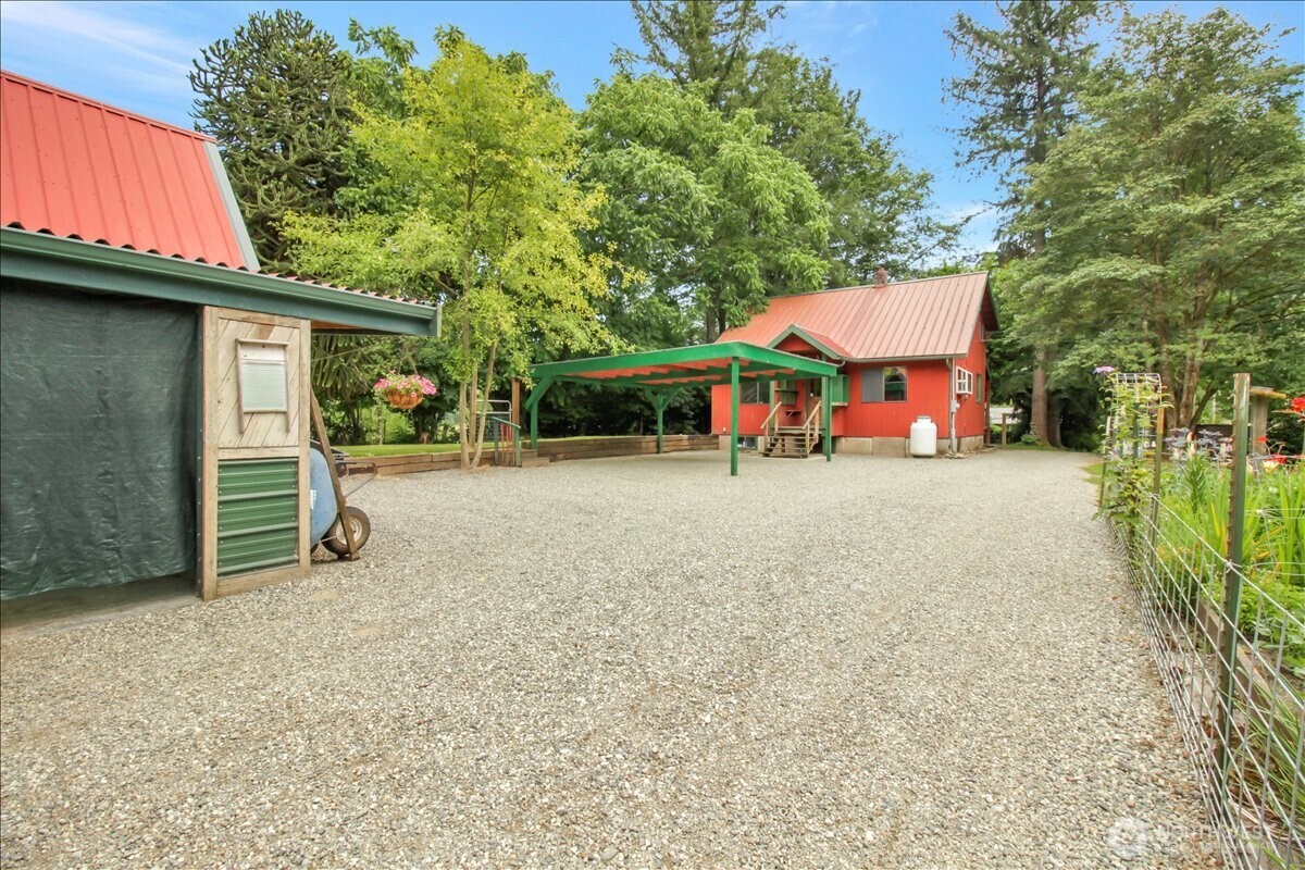 24713 State Rte 530 Northeast Arlington, WA 98223 - Photo 4 of 40