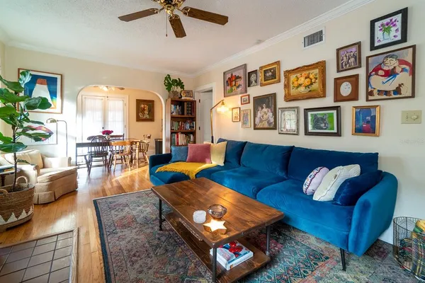 $2,000 | 443 Shine Avenue, Orlando, FL 32803