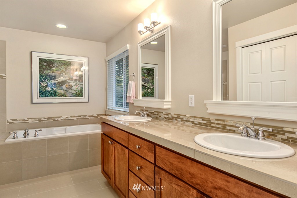 23115 36th Drive Southeast Bothell, WA 98021 - Photo 12 of 21