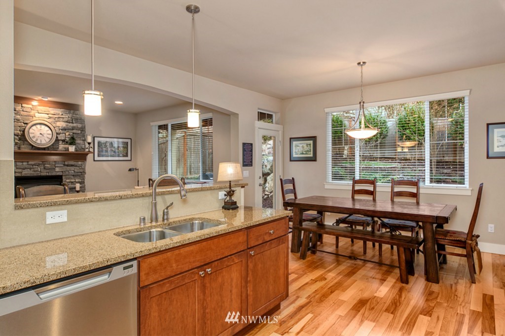 23115 36th Drive Southeast Bothell, WA 98021 - Photo 4 of 21