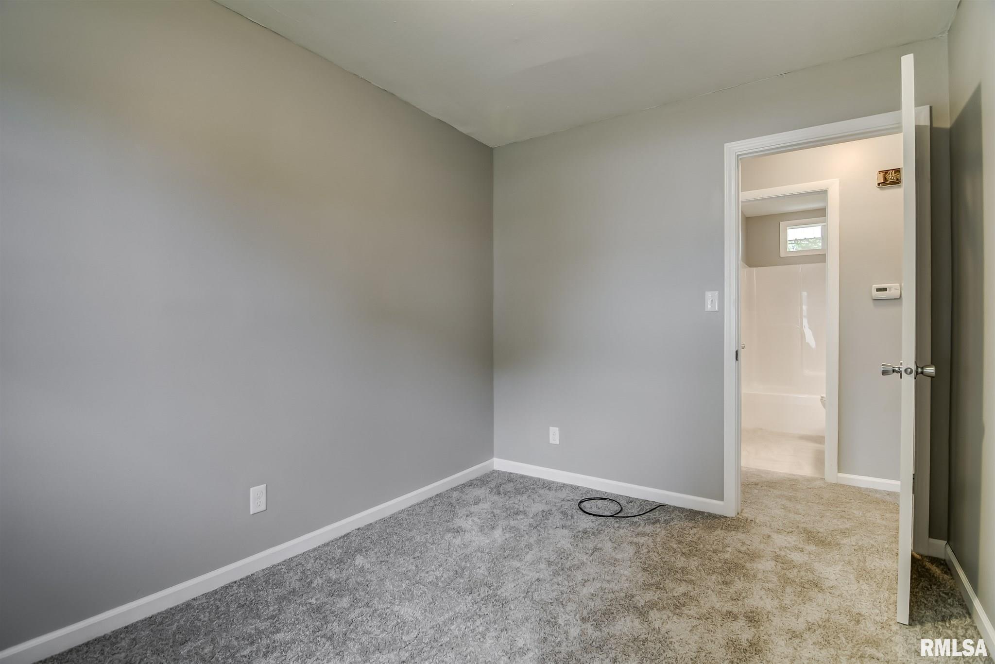 1816 Wolfe Street Springfield, IL 62702 - Photo 13 of 36