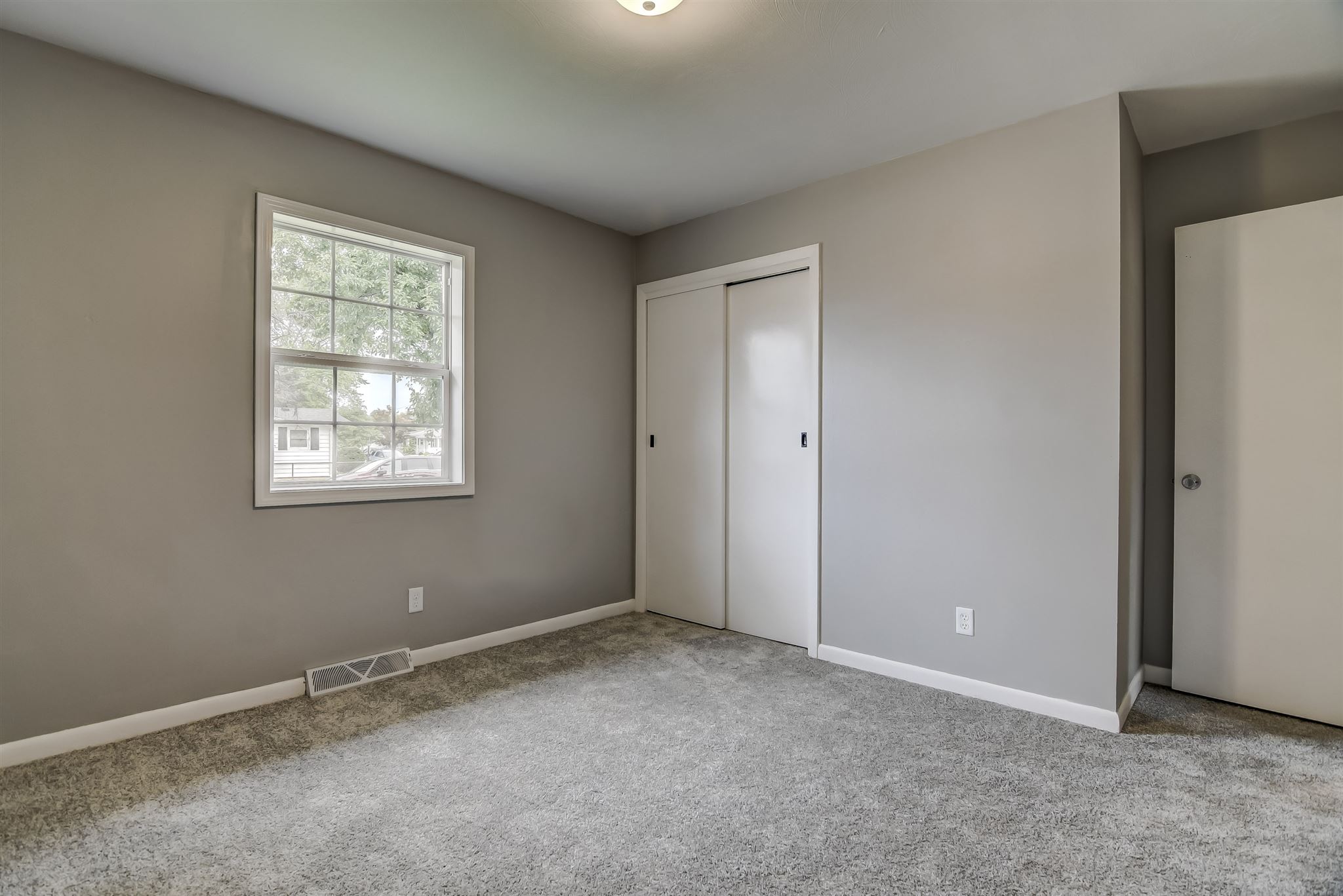 1816 Wolfe Street Springfield, IL 62702 - Photo 15 of 36