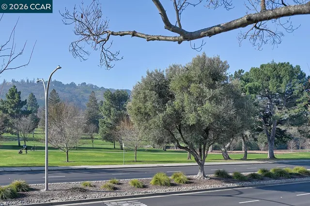 $1,290,000 | 999 Terra California Drive, Unit 2, Walnut Creek, CA 94595