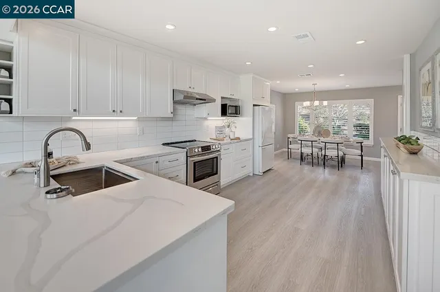 $1,290,000 | 999 Terra California Drive, Unit 2, Walnut Creek, CA 94595