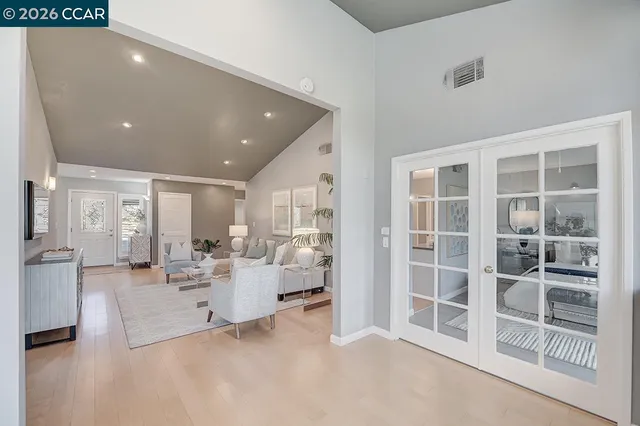 $1,290,000 | 999 Terra California Drive, Unit 2, Walnut Creek, CA 94595