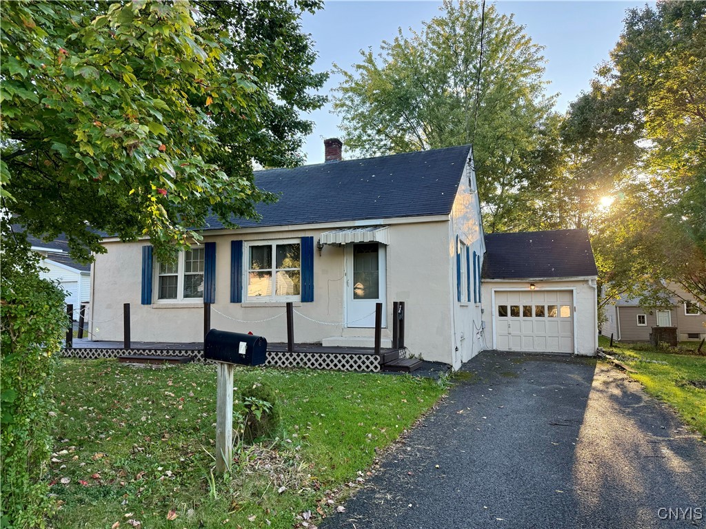 7 Francis Road New Hartford, NY 13413 - Photo 4 of 24