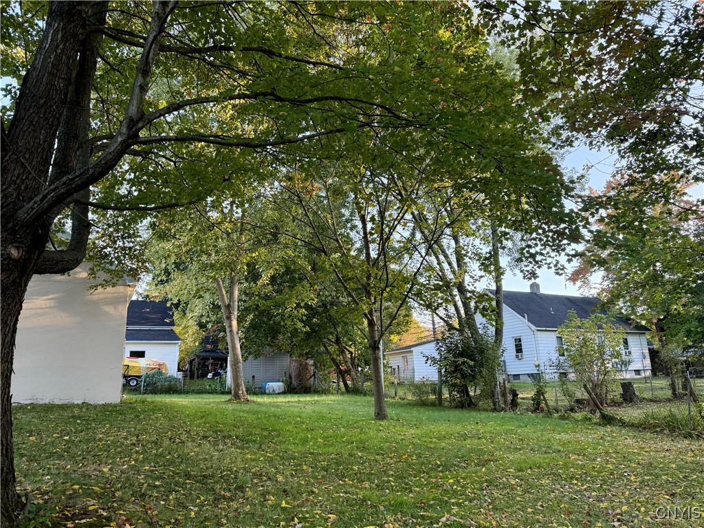 7 Francis Road New Hartford, NY 13413 - Photo 9 of 24