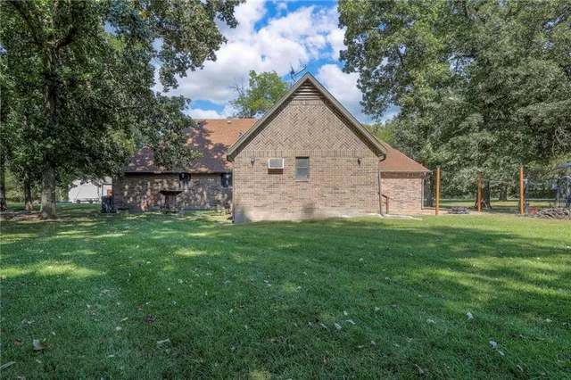 $519,000 | 29200 Walker Road, Harrisonville, MO 64701