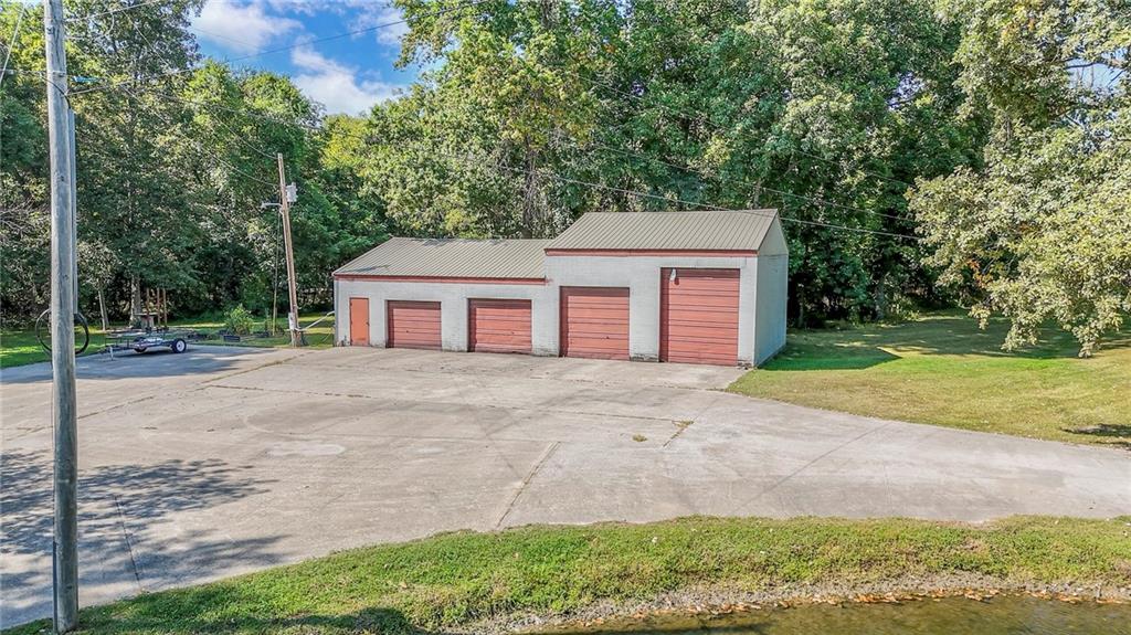 29200 Walker Road Harrisonville, MO 64701 - Photo 17 of 58