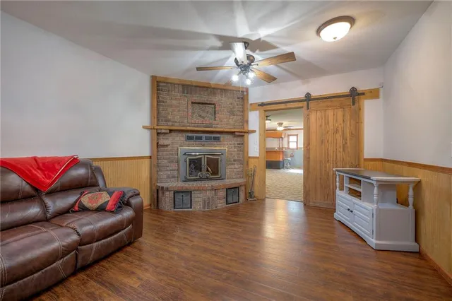 $549,000 | 29200 Walker Road, Harrisonville, MO 64701