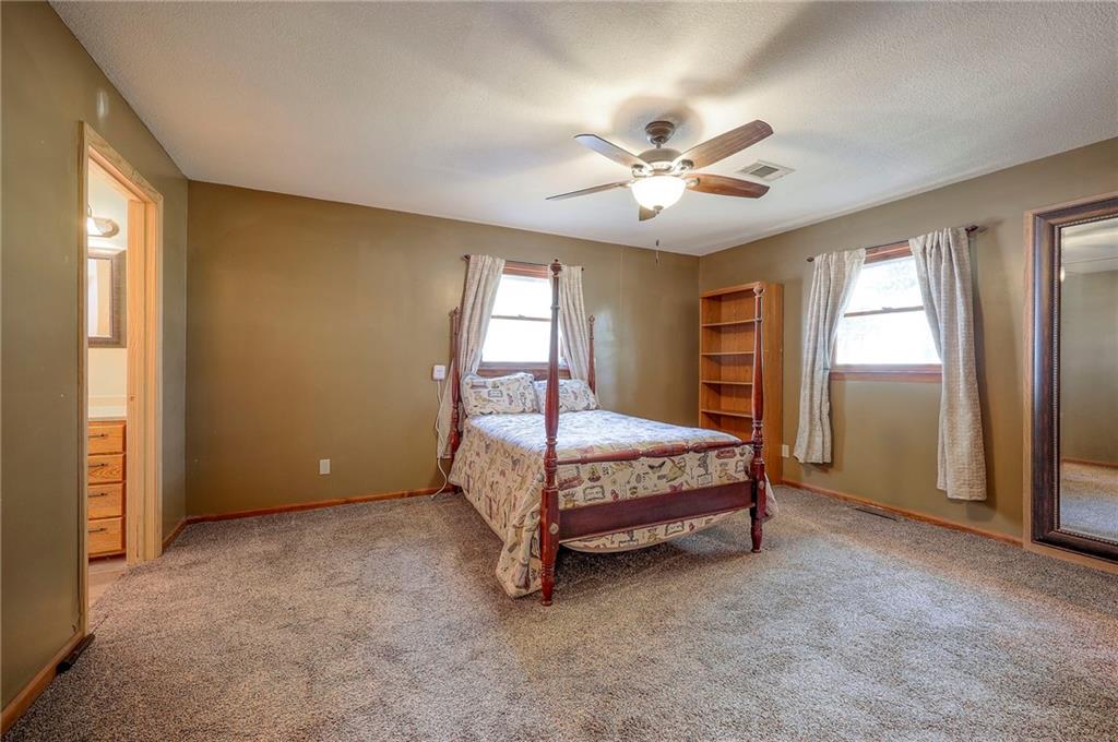 29200 Walker Road Harrisonville, MO 64701 - Photo 37 of 58