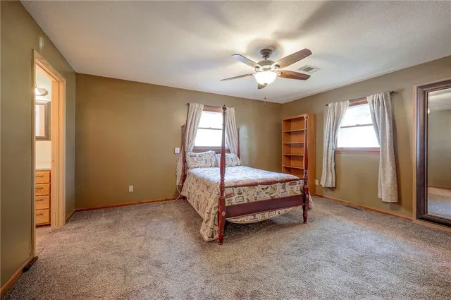 $519,000 | 29200 Walker Road, Harrisonville, MO 64701