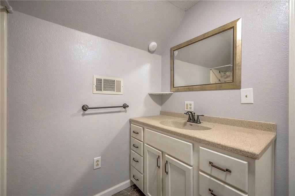 29200 Walker Road Harrisonville, MO 64701 - Photo 40 of 58